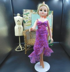 CHOICE 18'' BLONDE OR BRUNETTE SWIVEL WAIST PERFECT FASHION DOLLS, BALLERINA OR HEELED FEET